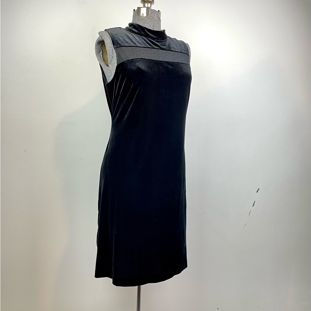 Black Velvet Sleeveless Sheath classic cocktail party dress
